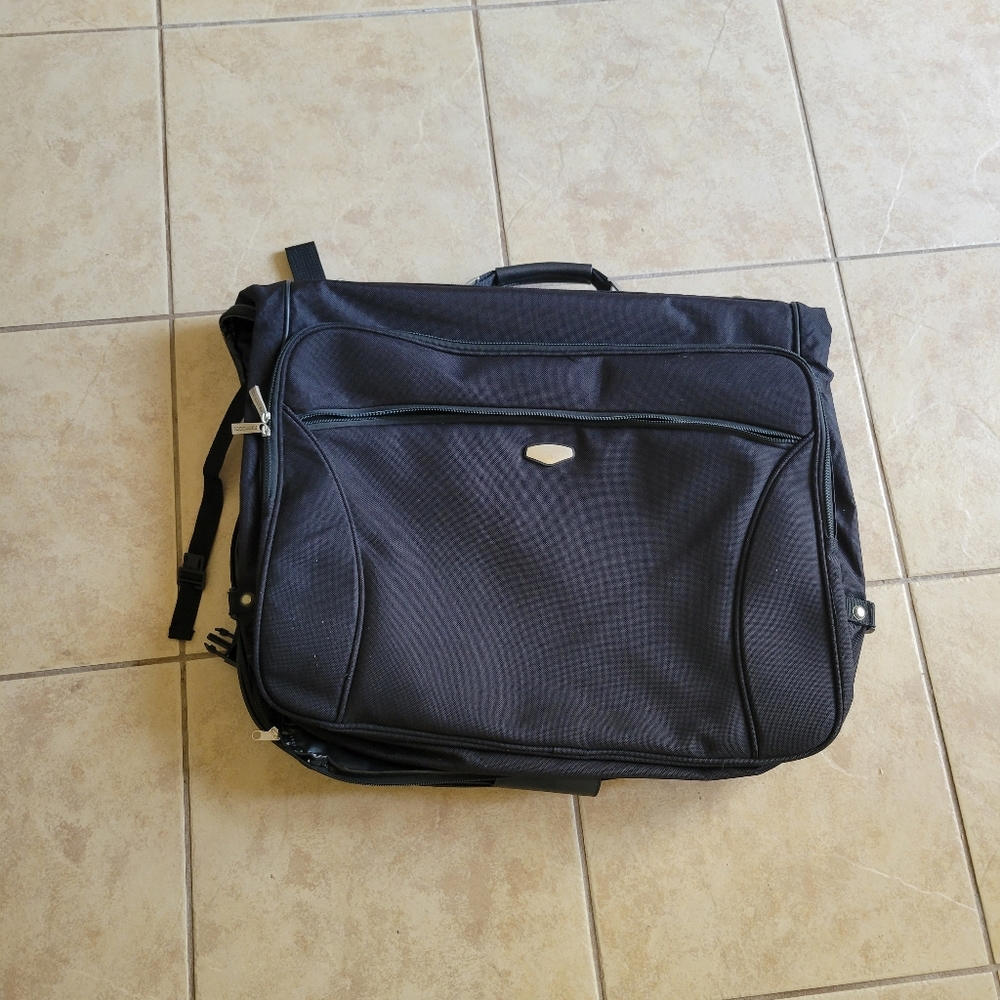 Protocol Garment Bag - Picture 2 of 6